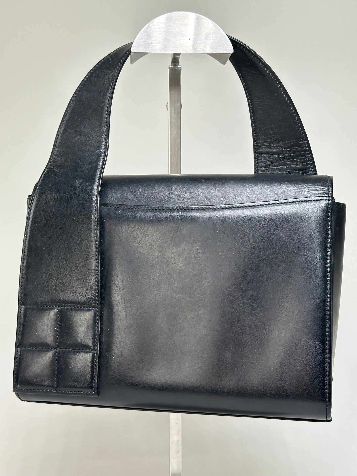 Vintage Givenchy Smooth Leather Shoulder Bag Black Gold
