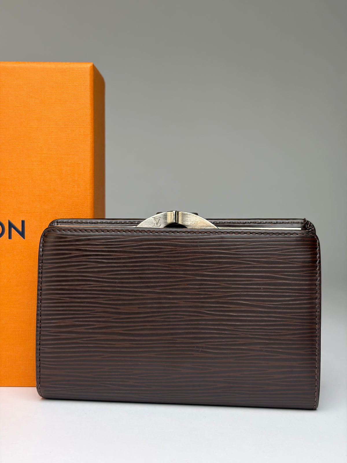 Vintage Louis Vuitton Epi Leather Bifold Wallet Dark Brown Silver