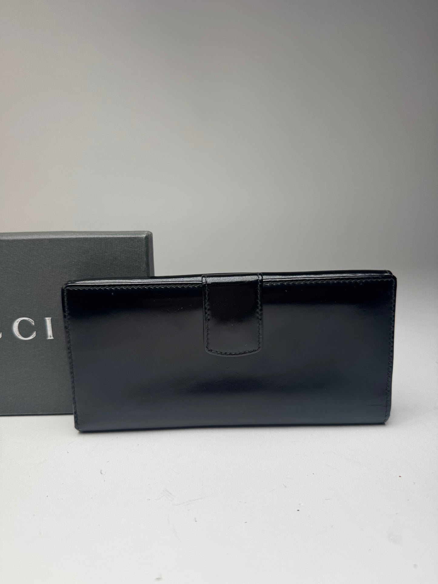 Vintage Gucci patent leather wallet black