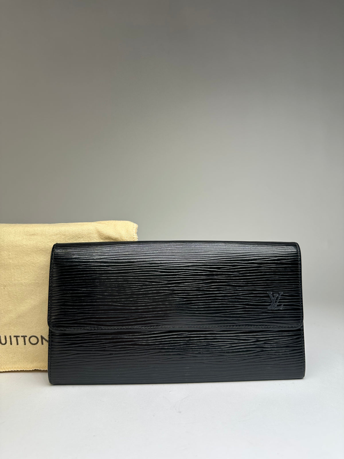 Vintage Louis Vuitton Epi Leather Bifold Wallet Late 1990s Black
