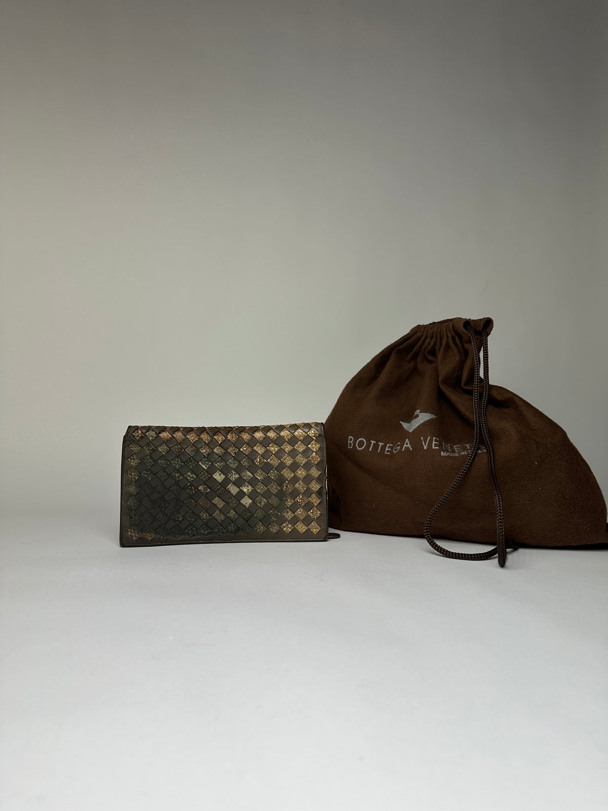 Vintage Bottega Veneta Intrecciato Leather Bifold Wallet Late 1980s Brown Gold