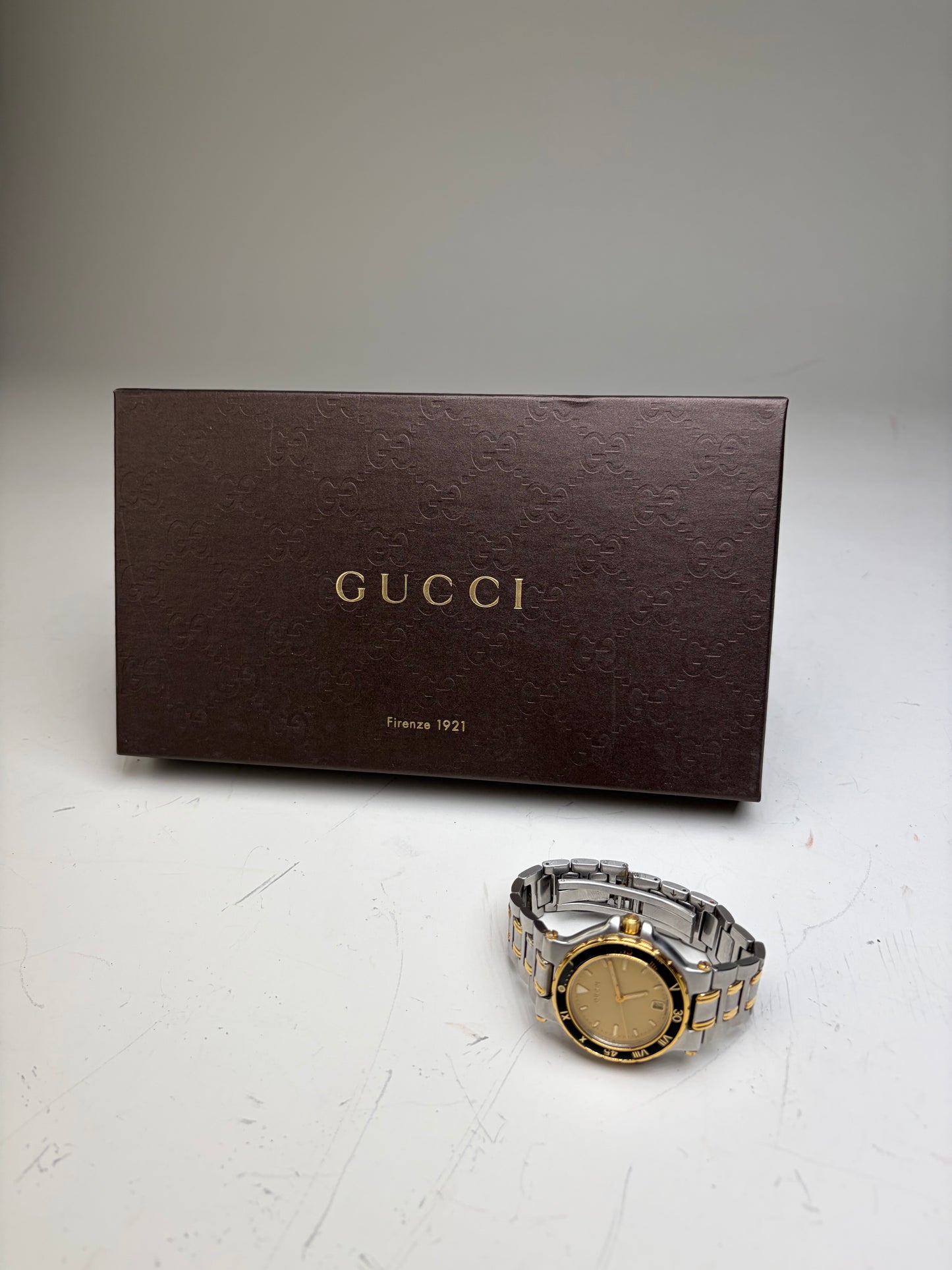 Vintage Gucci Stainless Steel Bracelet Watch Gold Silver