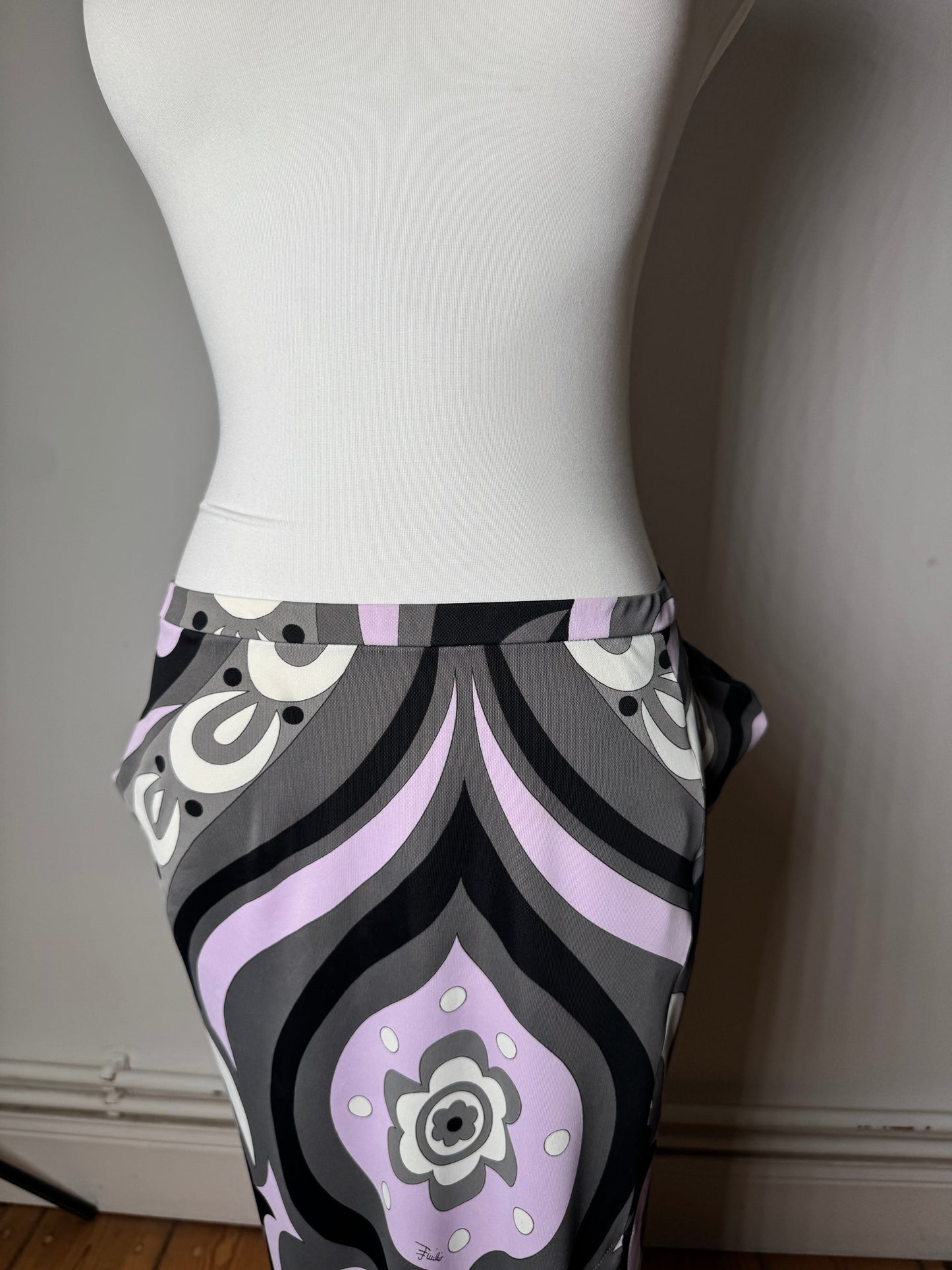 Vintage Emilio Pucci Viscose Abstract Skirt XS