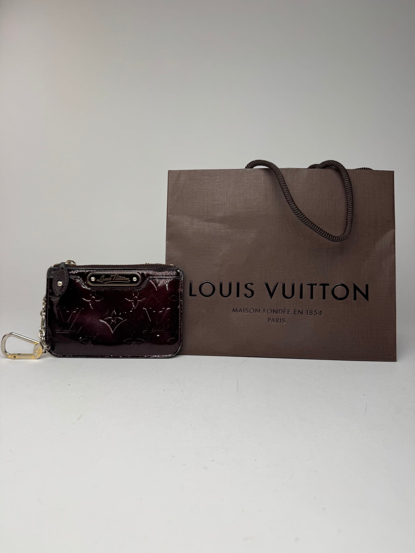 Vintage Louis Vuitton le Dauphine card holder Vernis Leather purple