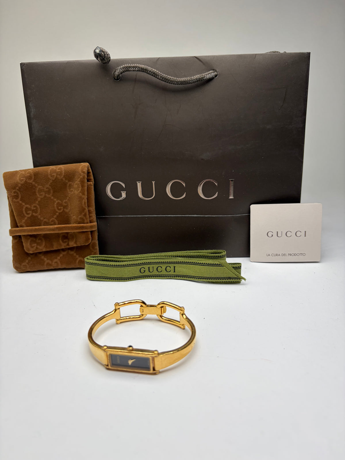 Vintage Gucci 1500L Bracelet Watch Late 1990s Gold Black