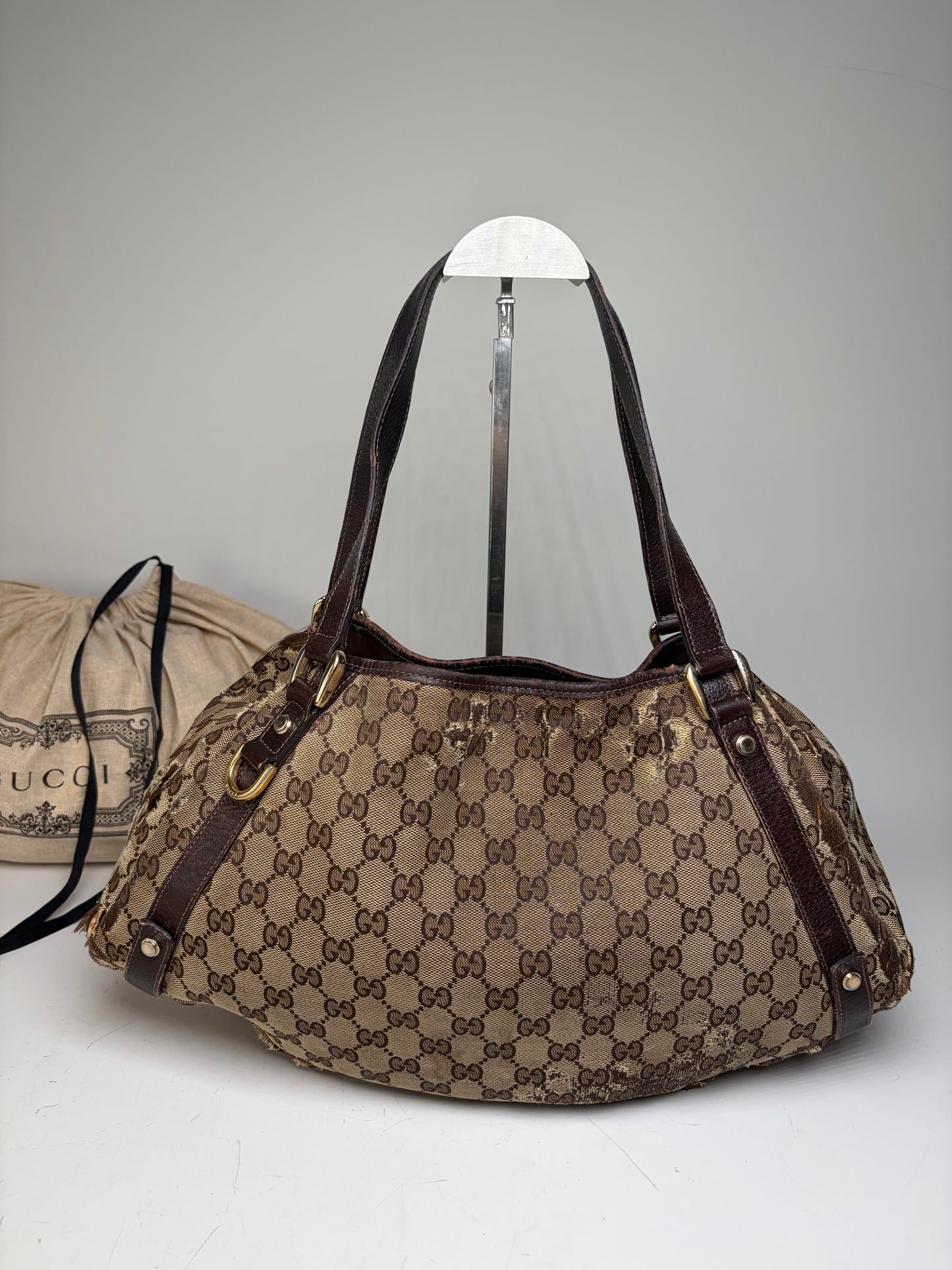 Vintage Gucci GG Supreme Abbey Shoulder Bag Beige Brown