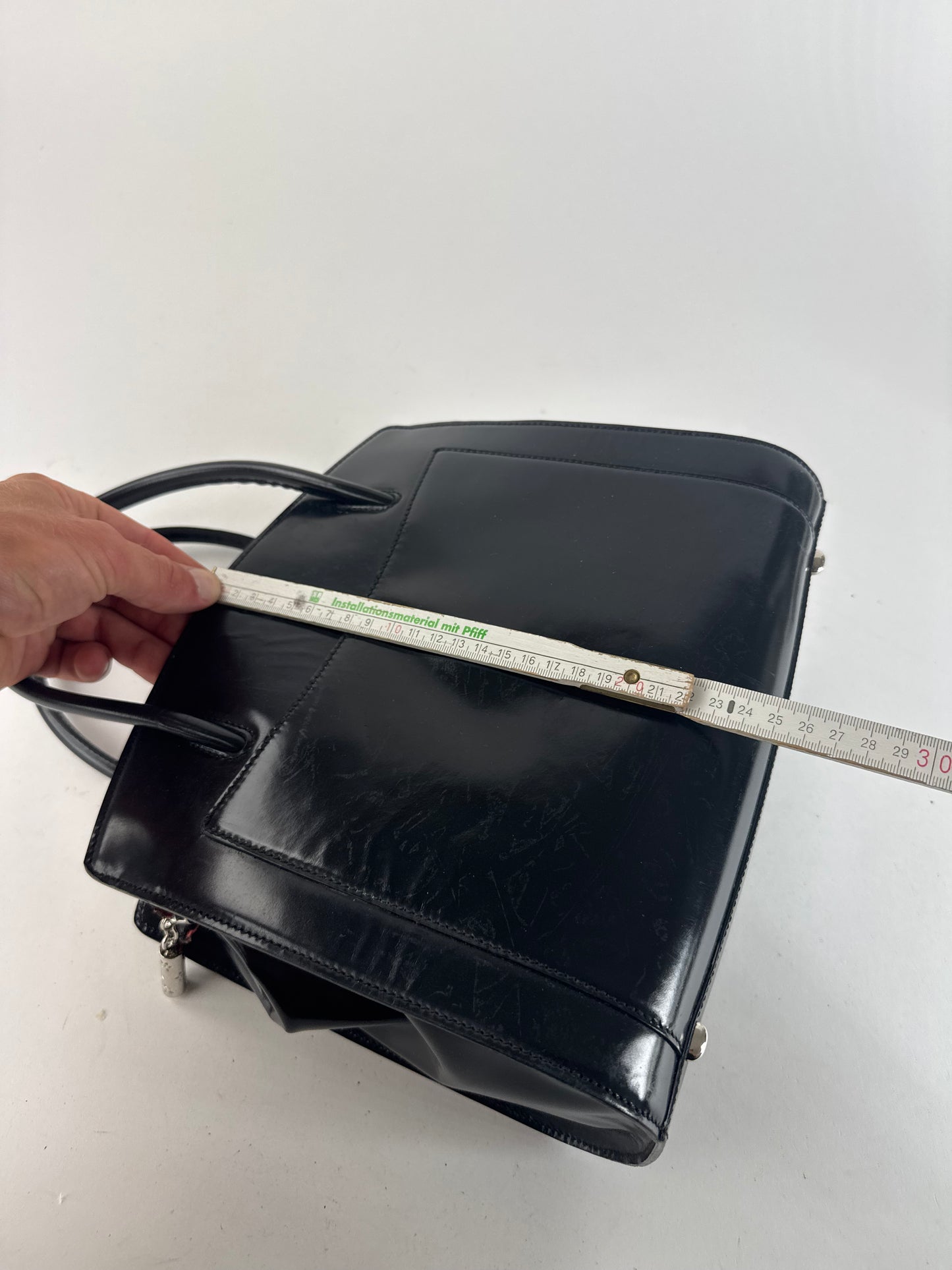 Sac vintage en cuir verni noir Céline Paris