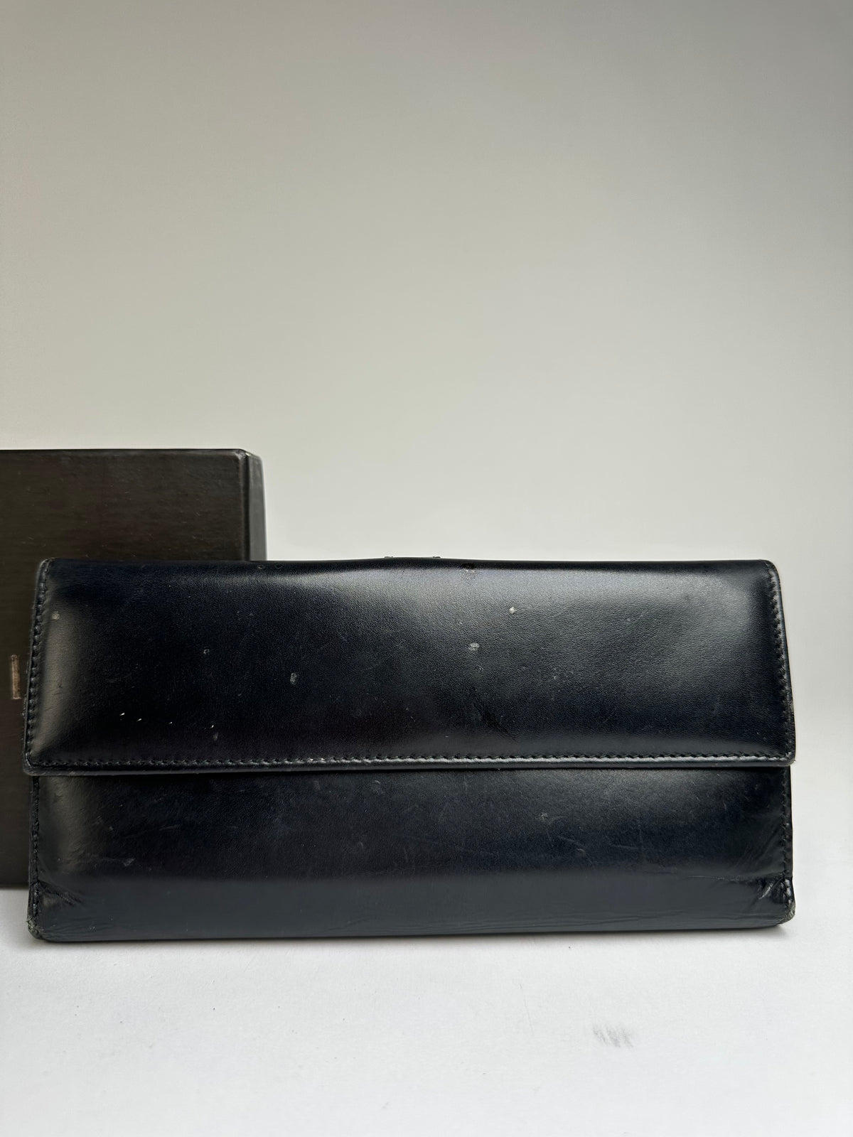 Vintage Gucci Leather Bifold Wallet Early 2000s Black Silver