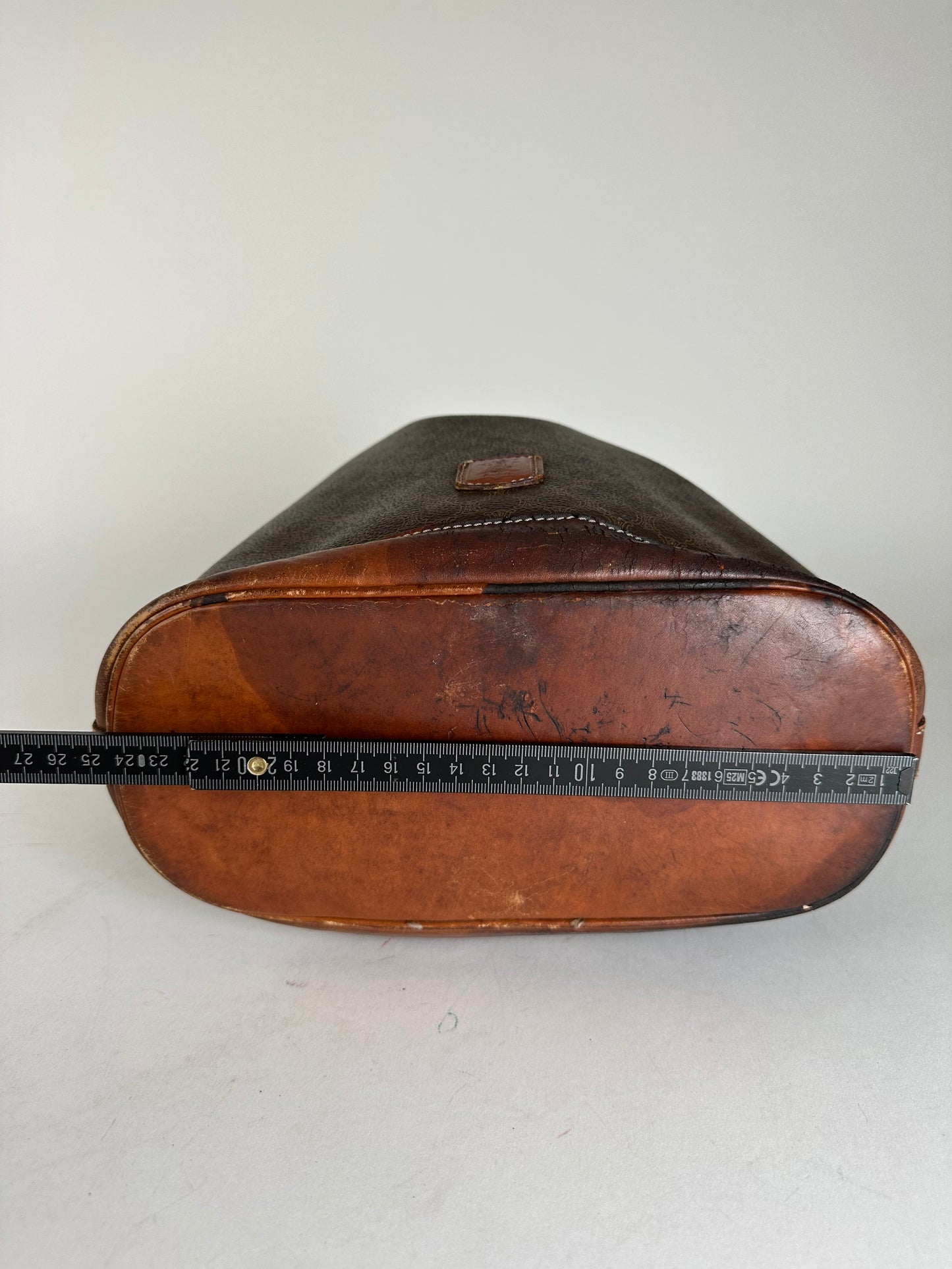 Vintage Celine Triomphe Monogram SEAU Leather Shoulder Bag Brown