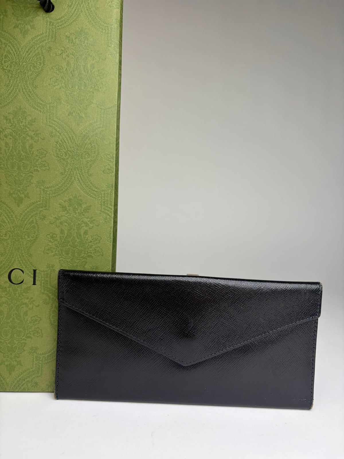 Vintage Gucci Saffiano Leather Bifold Wallet Black Gold