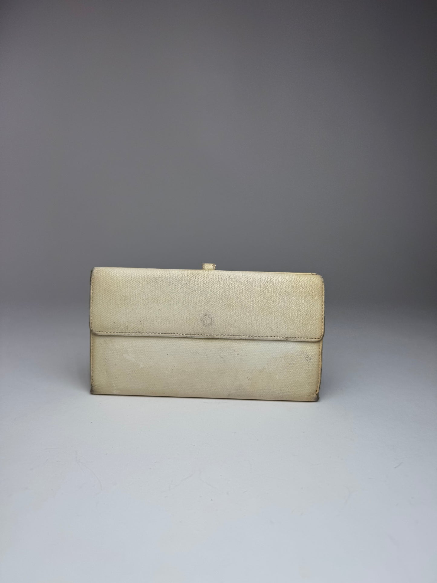 Vintage Chanel Leather Wallet White