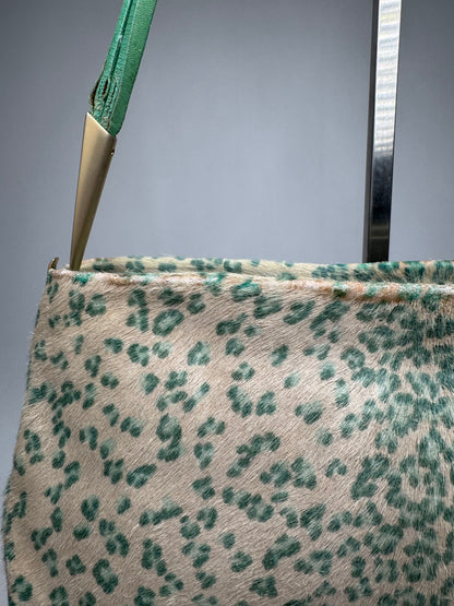 Vintage Bottega Veneta Campana Fur Baguette Bag beige/TURQUOISE