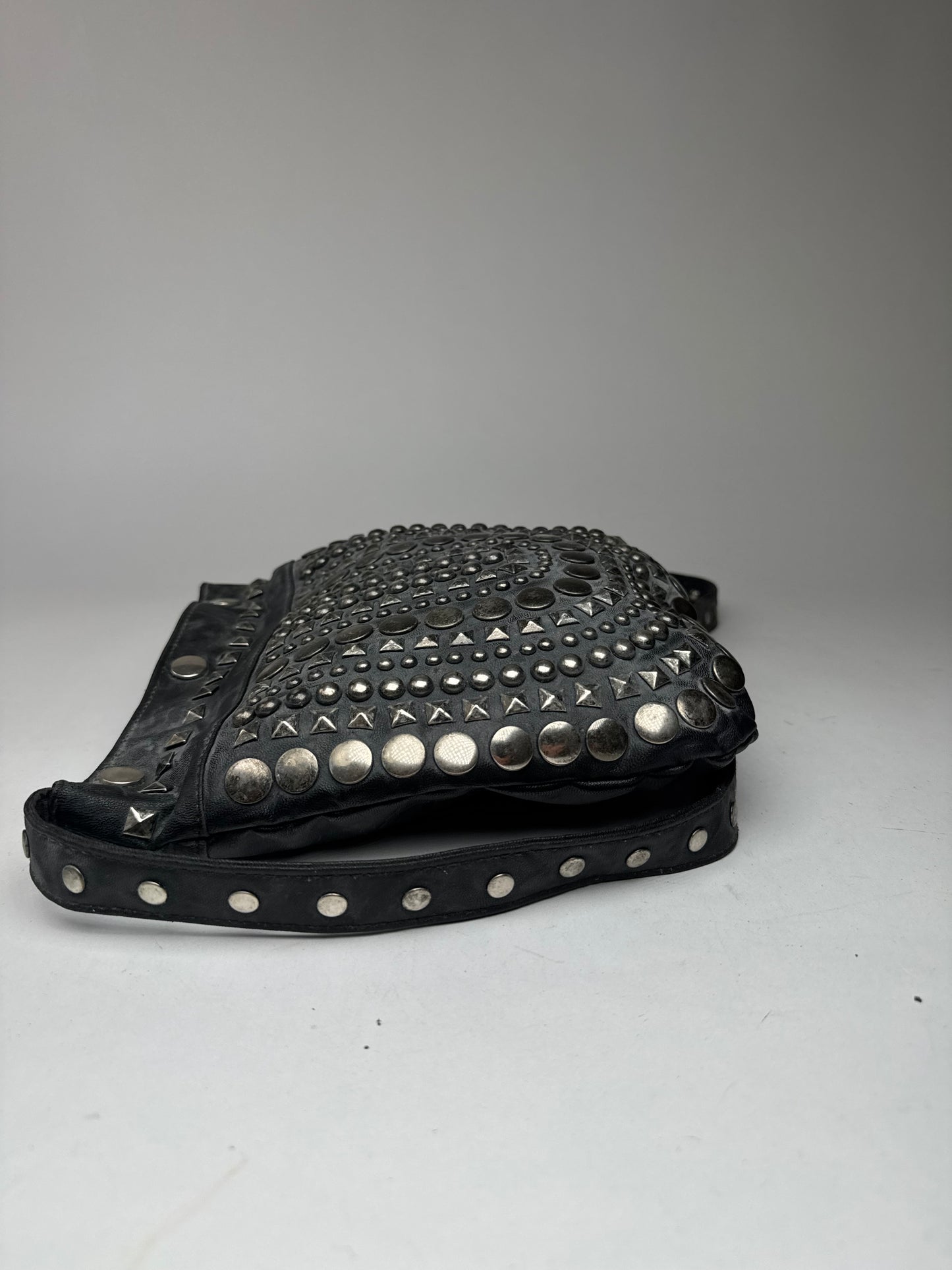 Vintage Pleated Leather Crossbody Bag Black