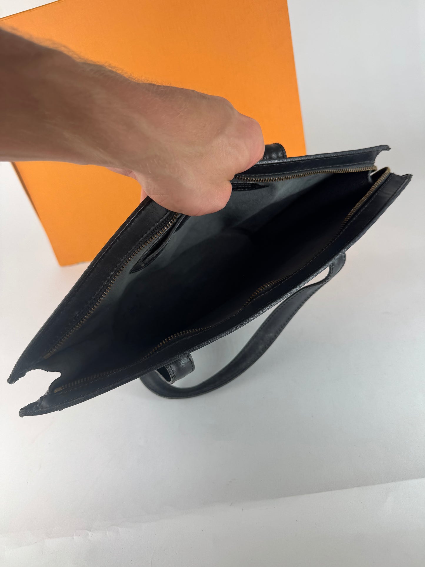 Vintage Louis Vuitton Saint Jacques Bag EPI Leather black