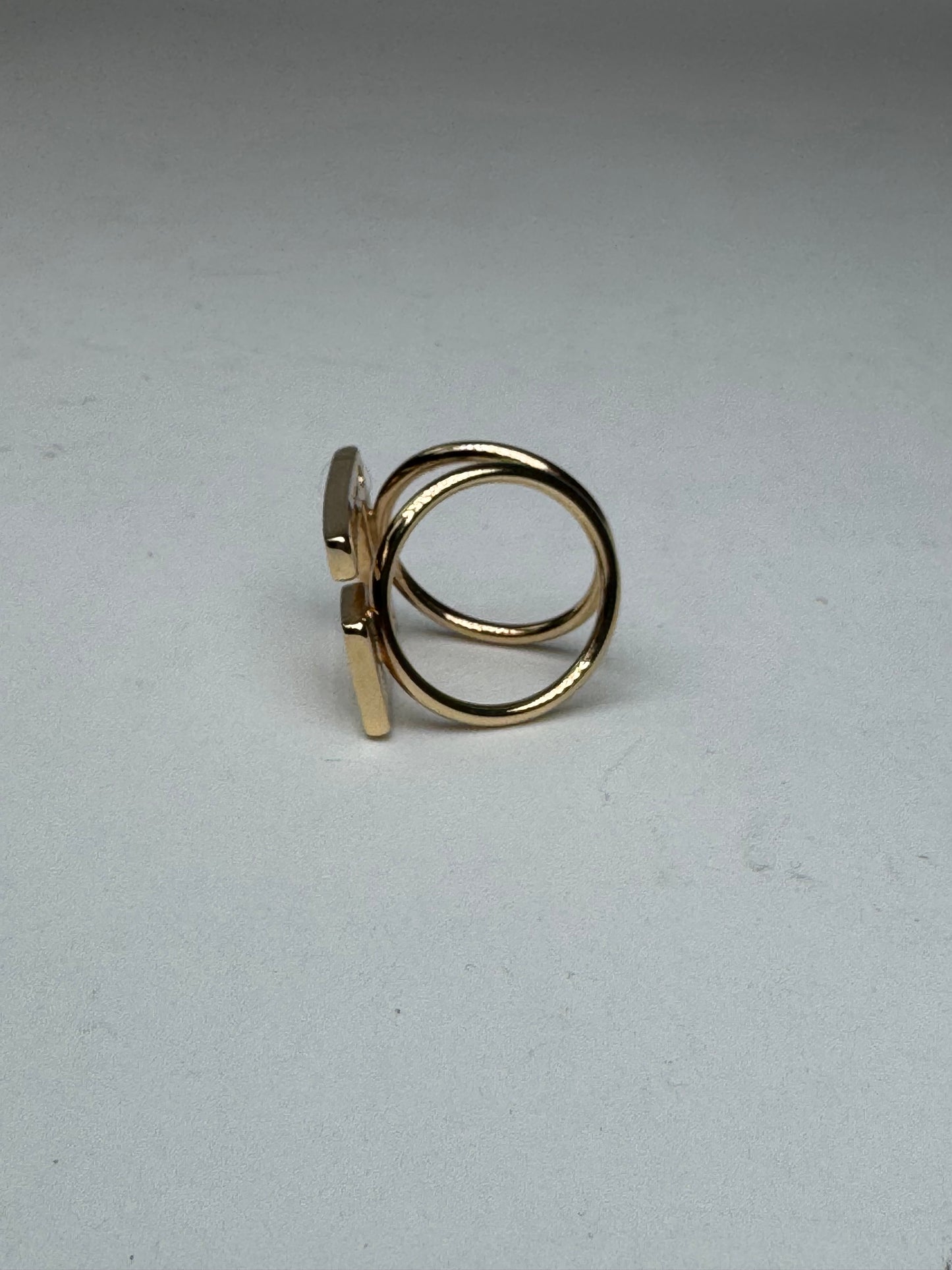 Bague Gucci G vintage en acier doré