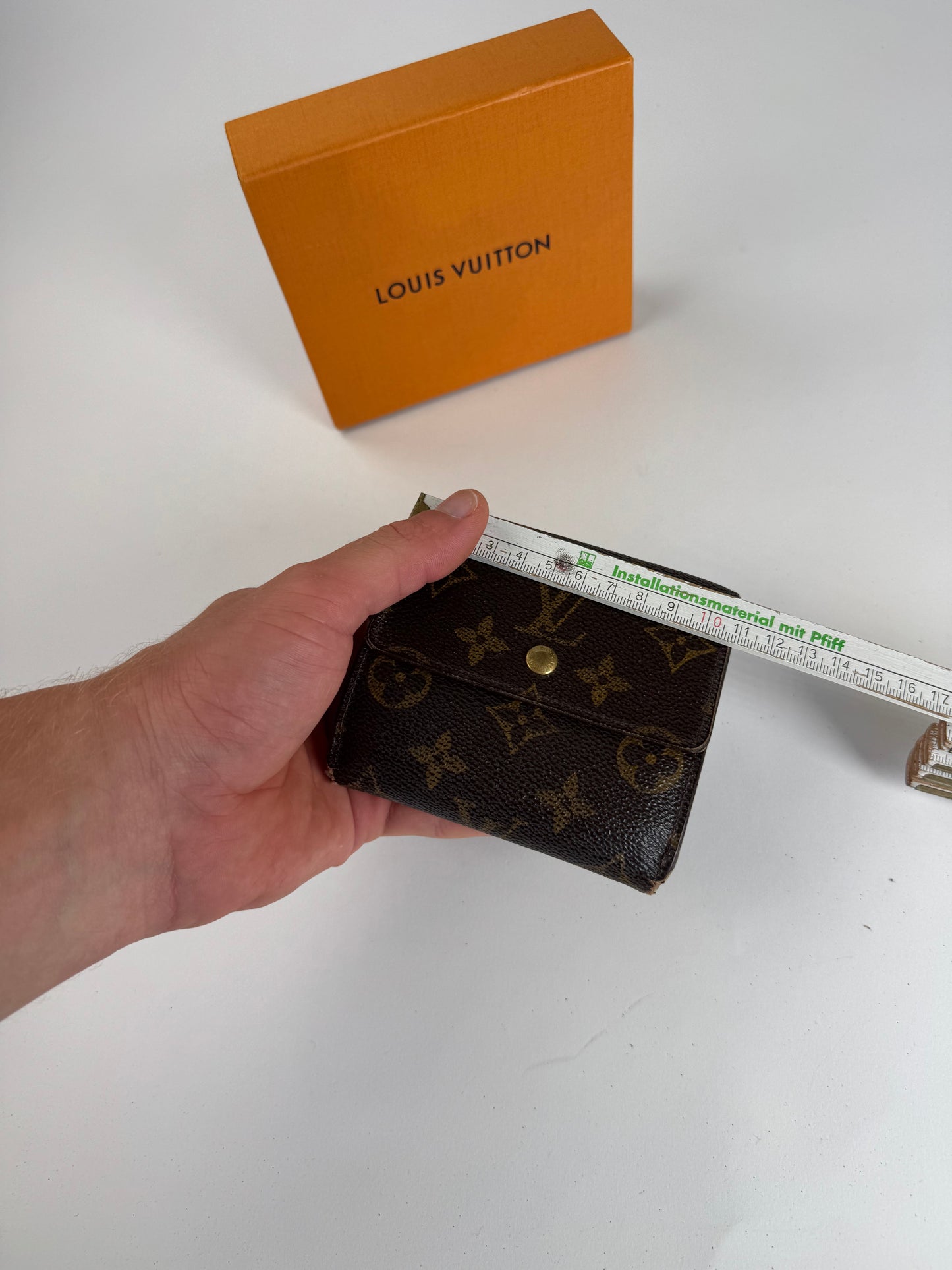 Vintage Louis Vuitton Monogram Dauphine monogram leather wallet