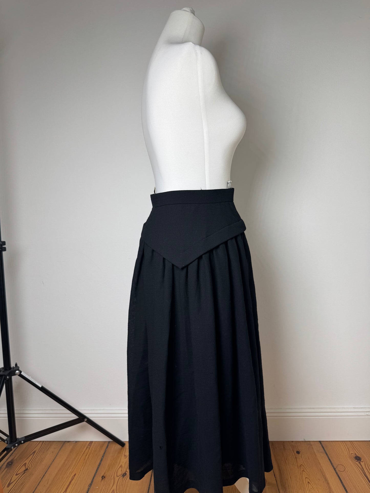 Vintage Dior Wool Skirt black M