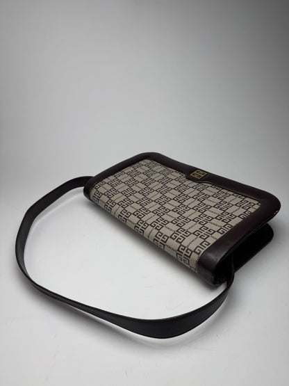 Vintage Givenchy 4G leather monogram Bag