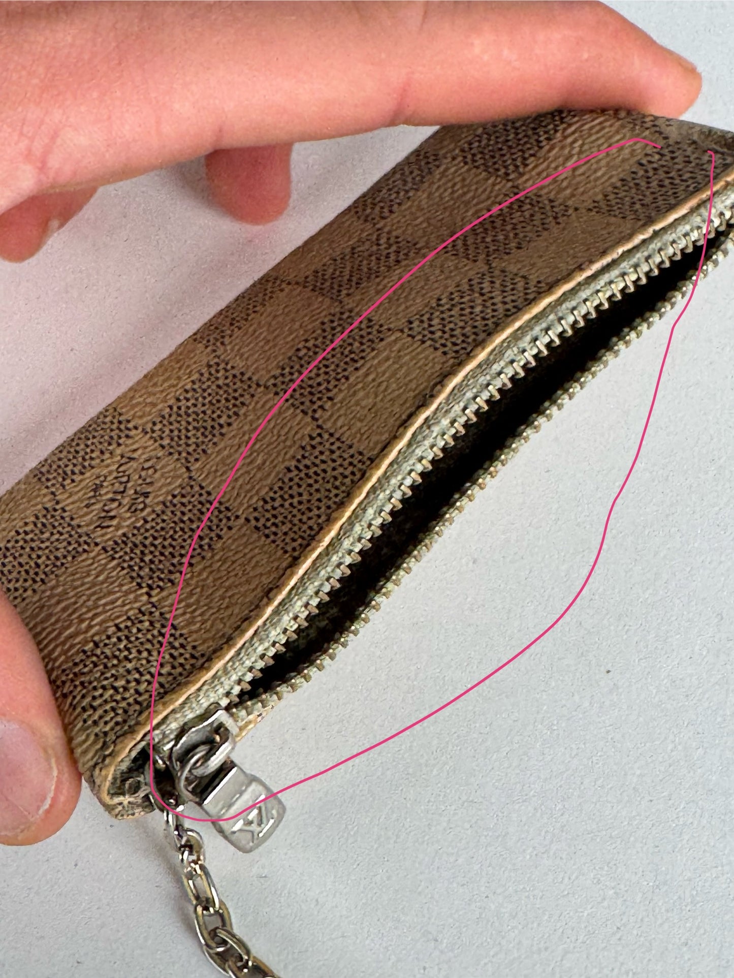 Vintage Louis Vuitton Keychain Card Holder Damier White