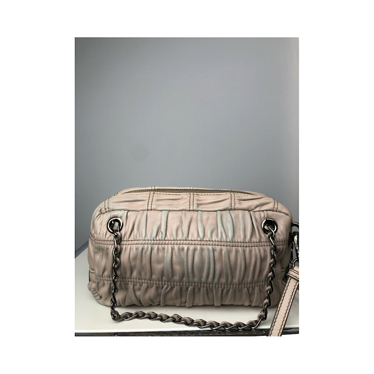 Prada Re-Edition 2005 Pink Leather Handbag image 2