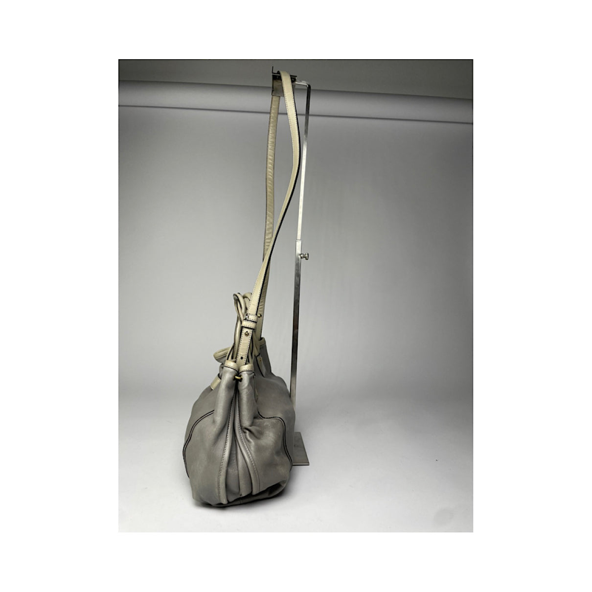 Chloé Paraty Grey Leather Handbag image 5