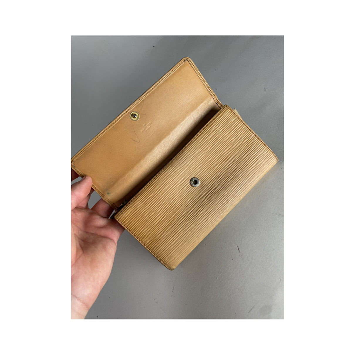 Louis Vuitton Louise Ecru Leather Wallet image 5