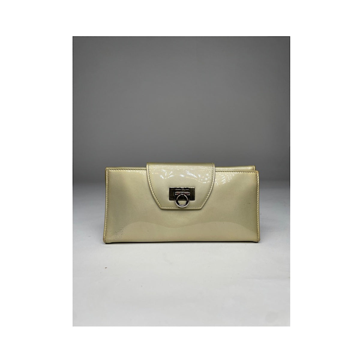 Salvatore Ferragamo Beige Patent Leather Wallet image 3