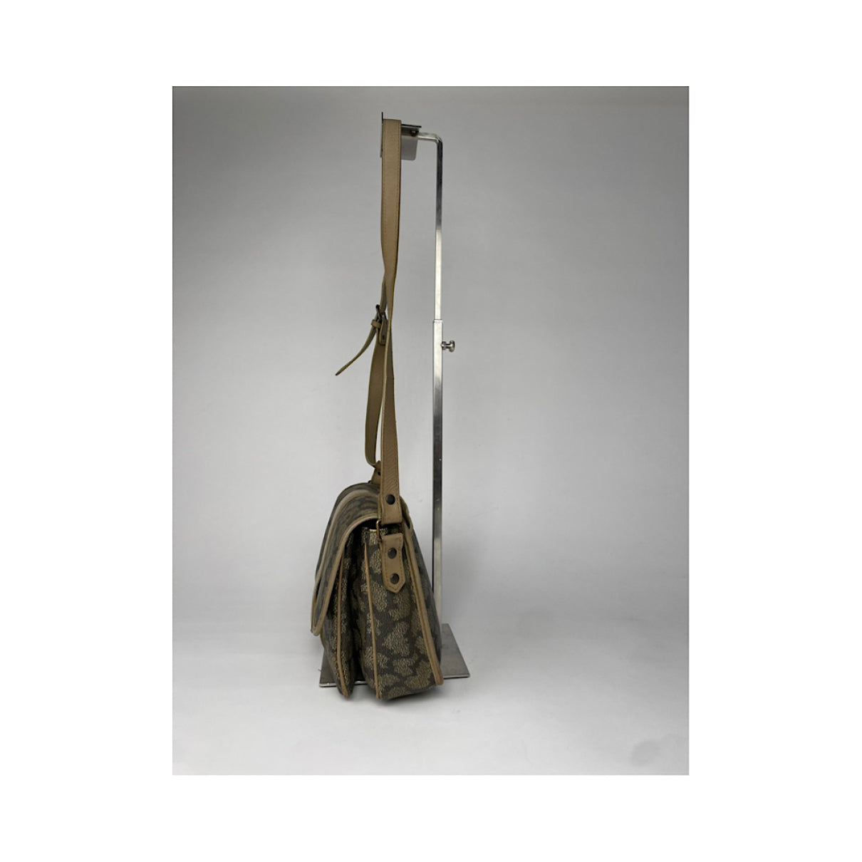 Saint Laurent Spontini Black Leather Handbag image 5