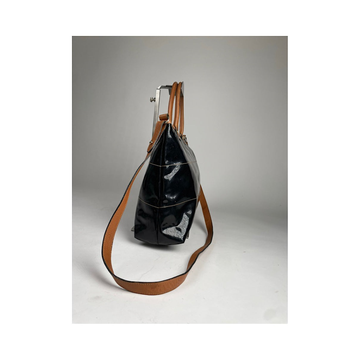 Salvatore Ferragamo Wanda Black Patent Leather Handbag image 4