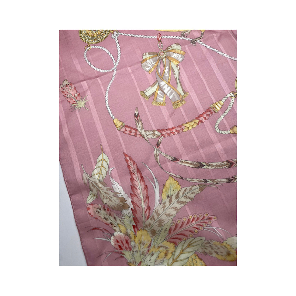 Non Signé / Unsigned Scarf image 3