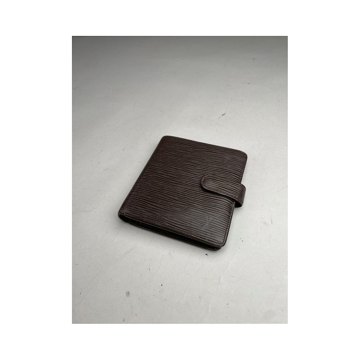 Louis Vuitton Purse image 3