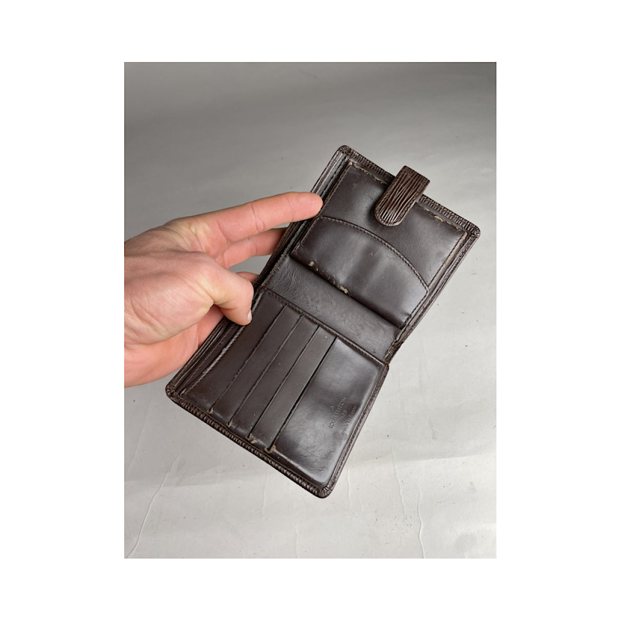 Louis Vuitton Purse image 5