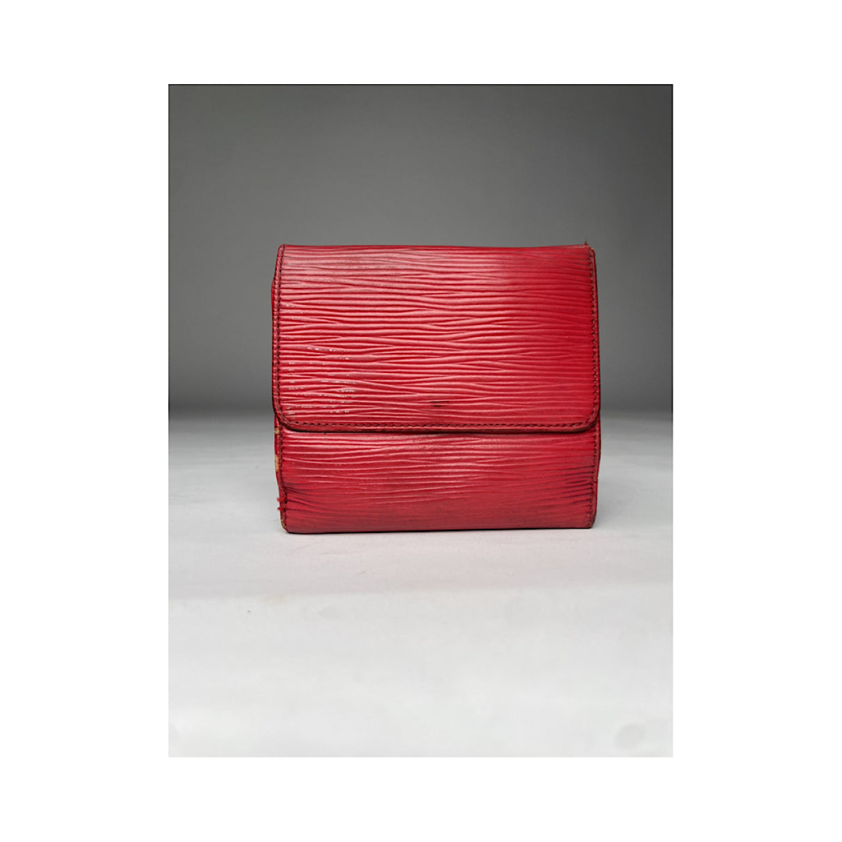 Louis Vuitton Capucines Wallet image 3