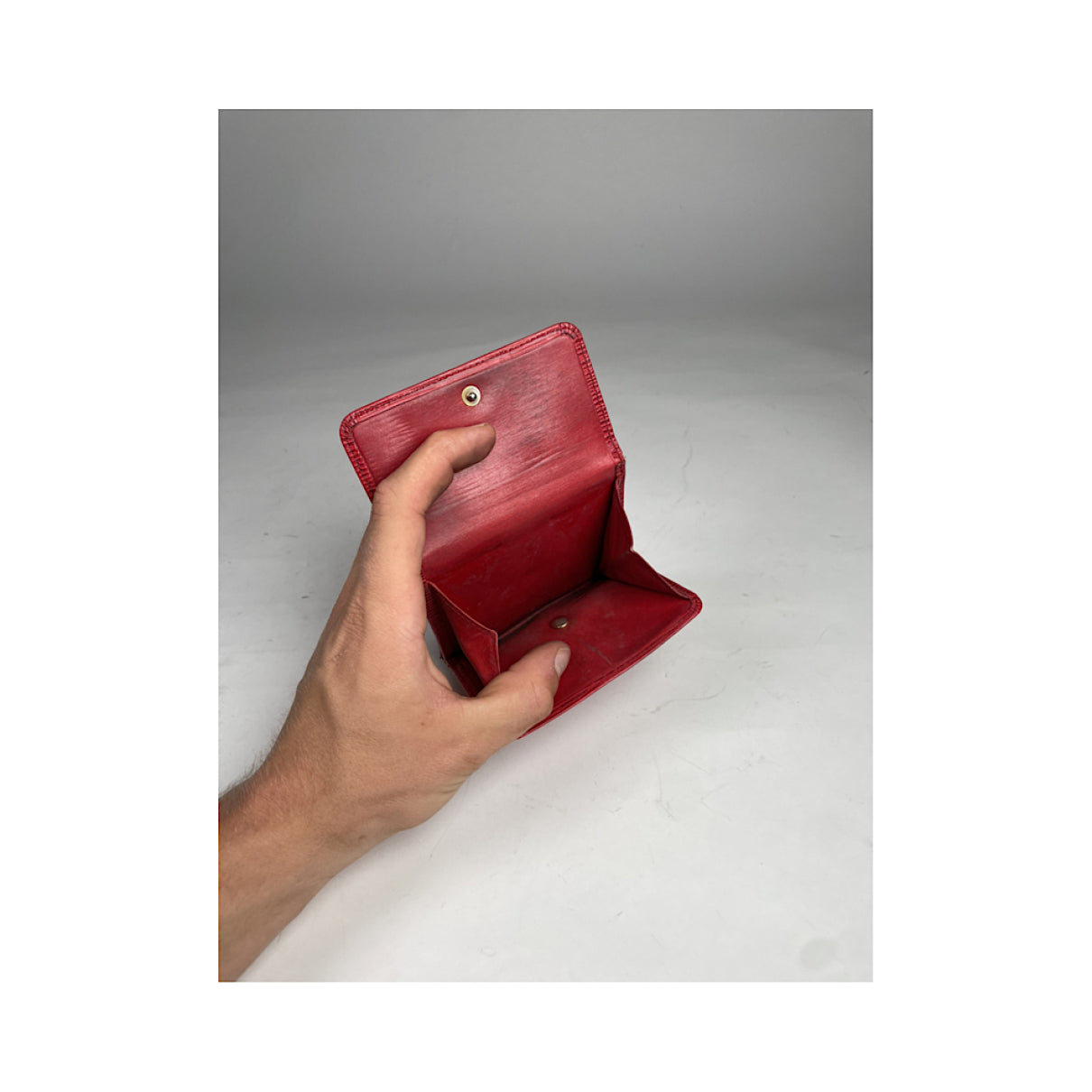 Louis Vuitton Capucines Wallet image 4