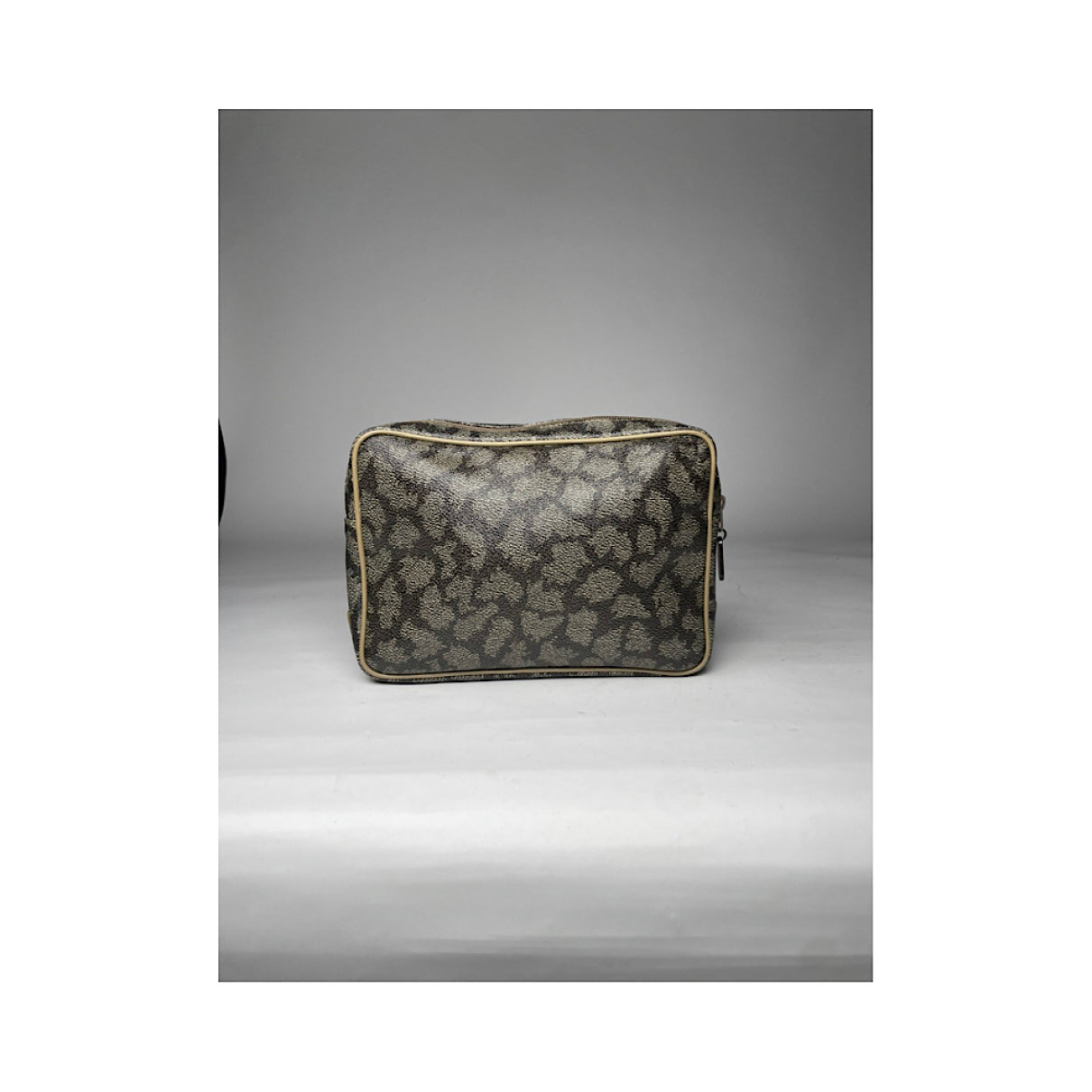 Yves Saint Laurent Black Leather Clutch Bag image 3