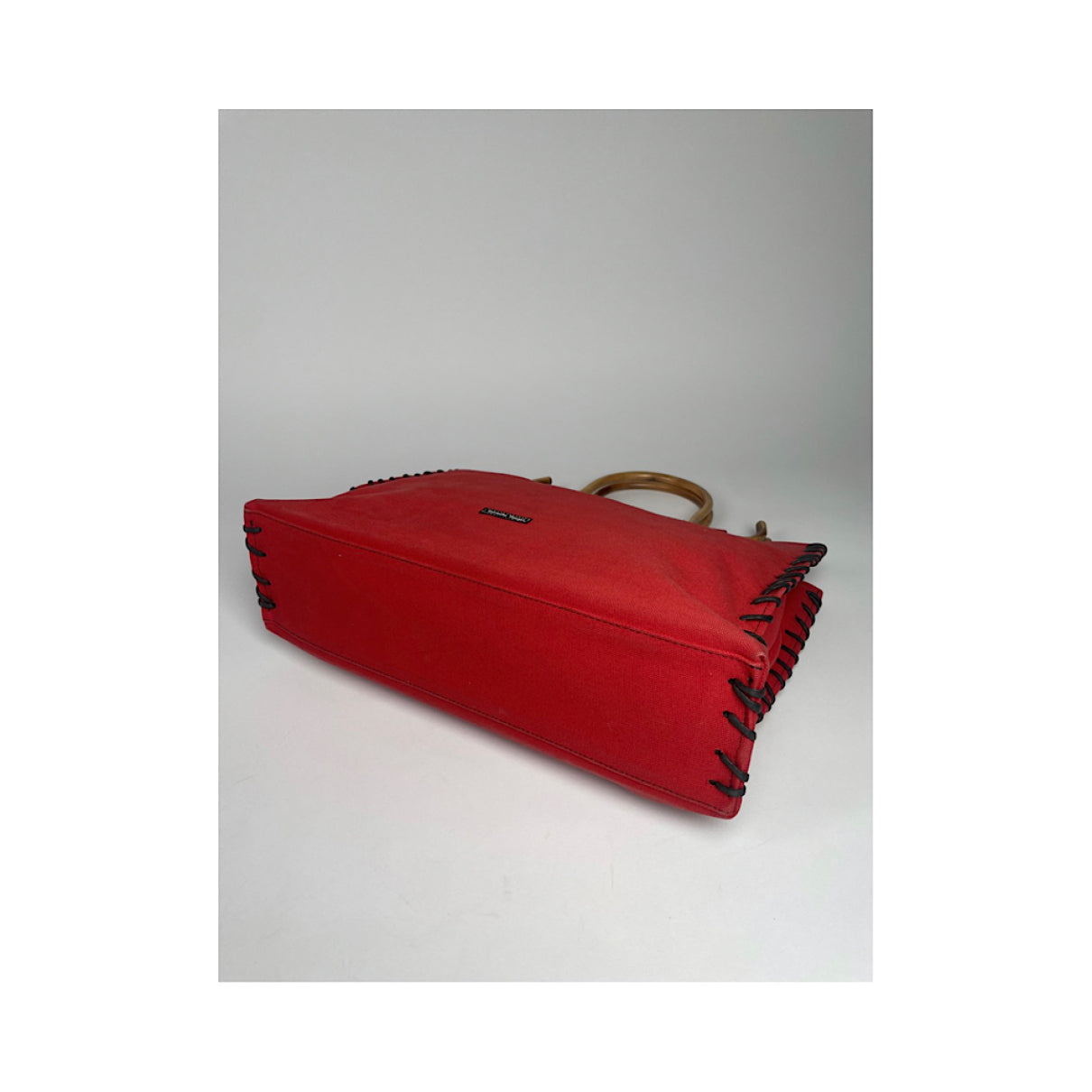 Samantha Thavasa Handbag image 4