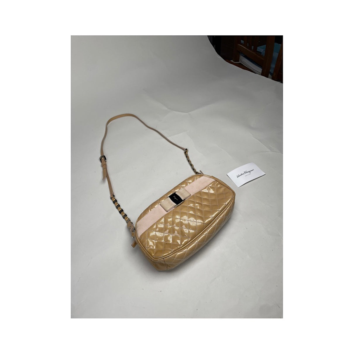 Salvatore Ferragamo Beige Leather Handbag image 5