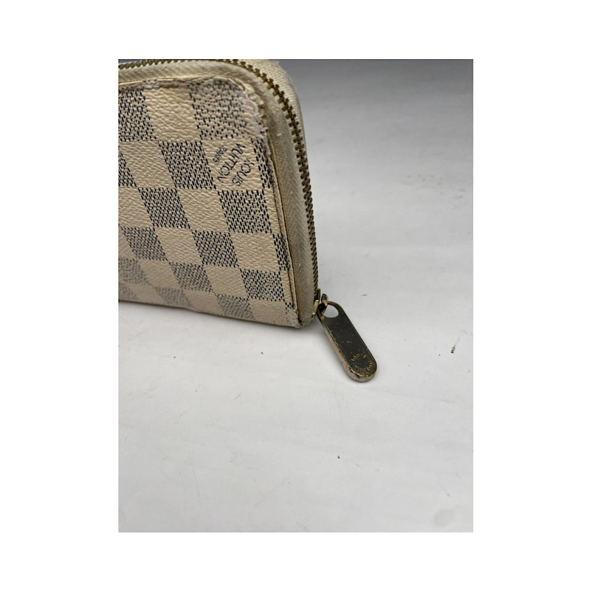 Louis Vuitton Zippy Wallet image 2