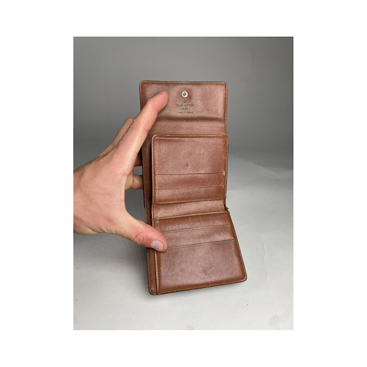Louis Vuitton Wallet image 5