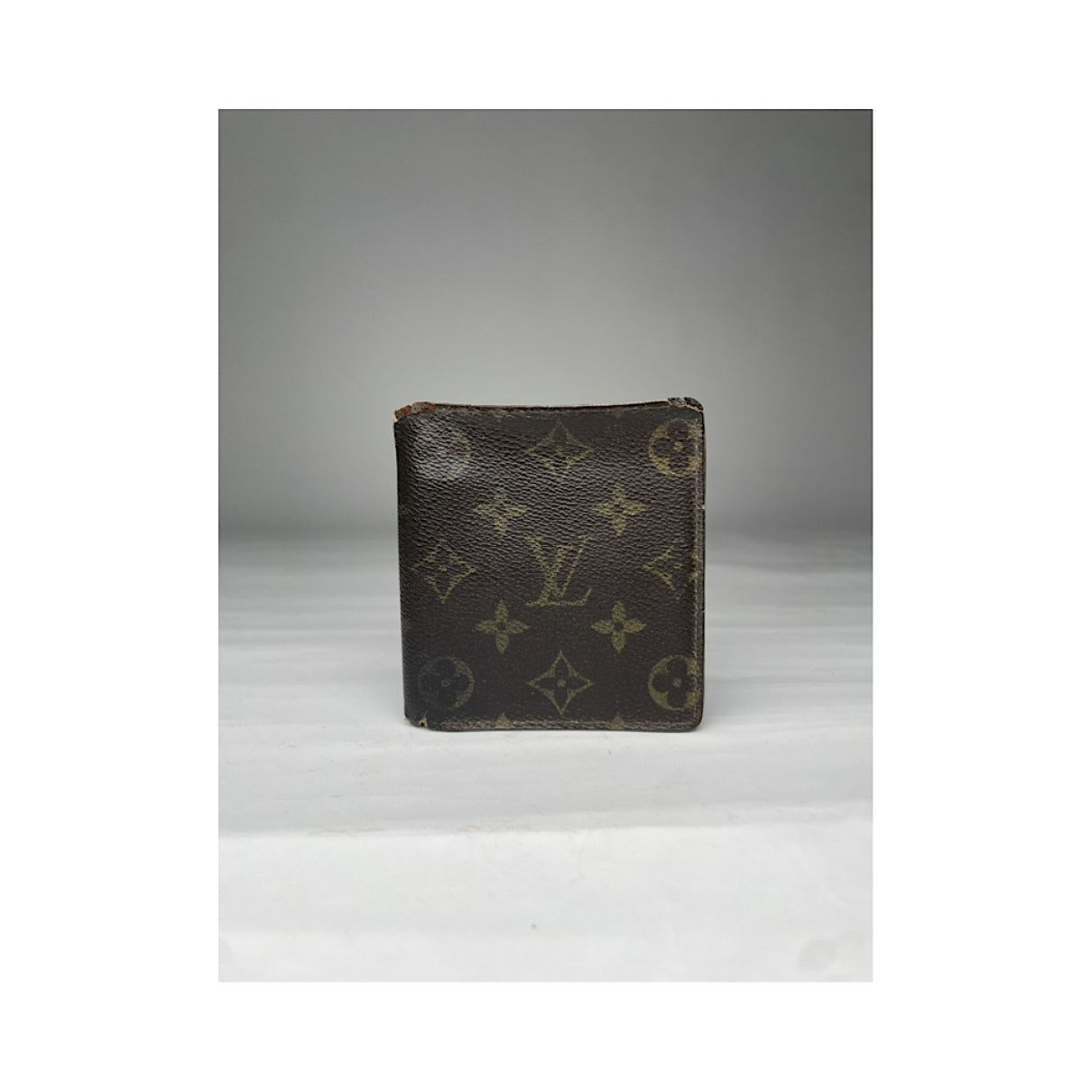 Louis Vuitton Purse image 3