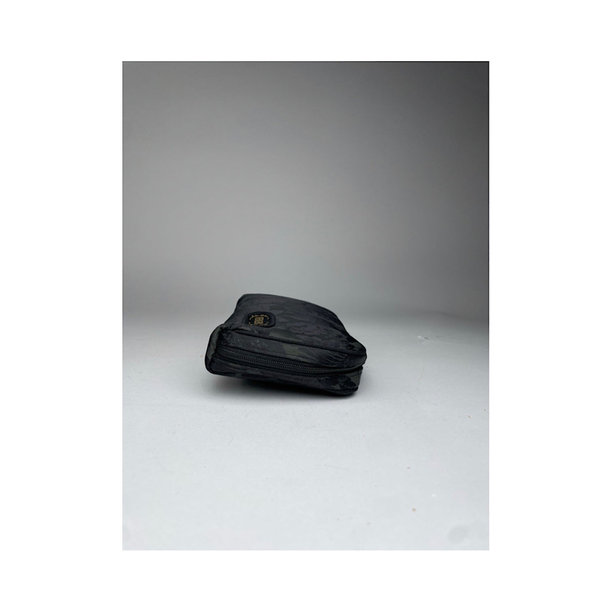 Non Signé / Unsigned Black Polyester Clutch Bag image 3