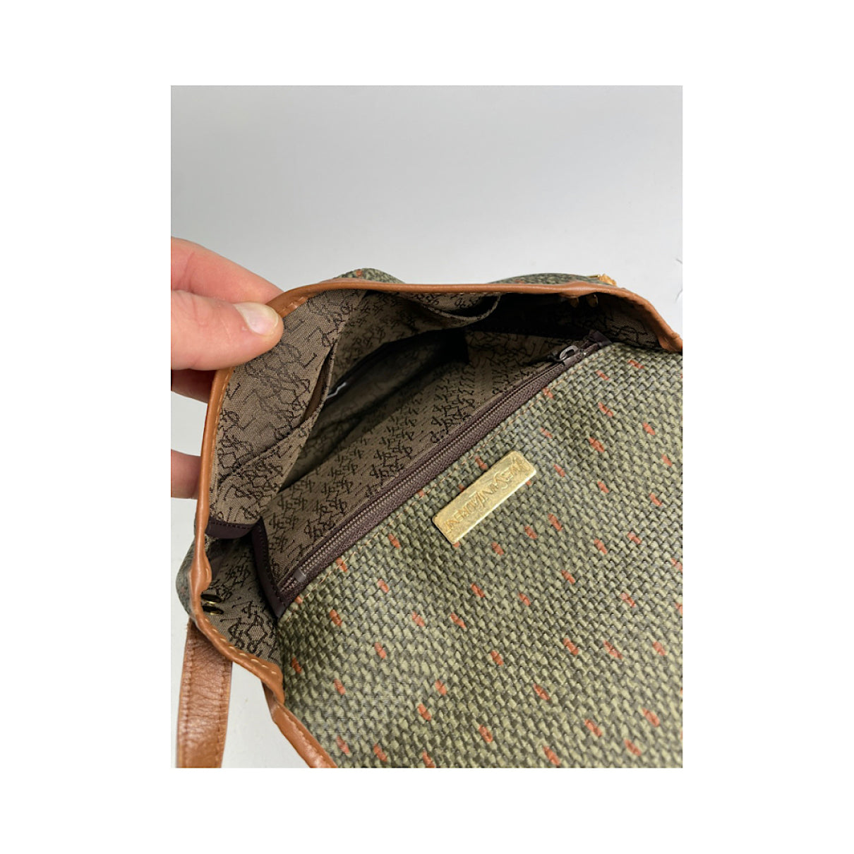 Yves Saint Laurent Multicolour Leather Handbag image 3