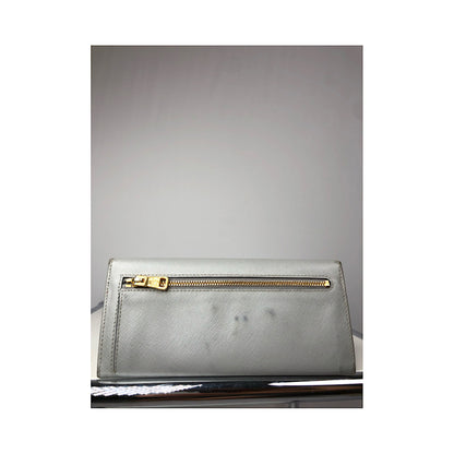 Prada Wallet image 4