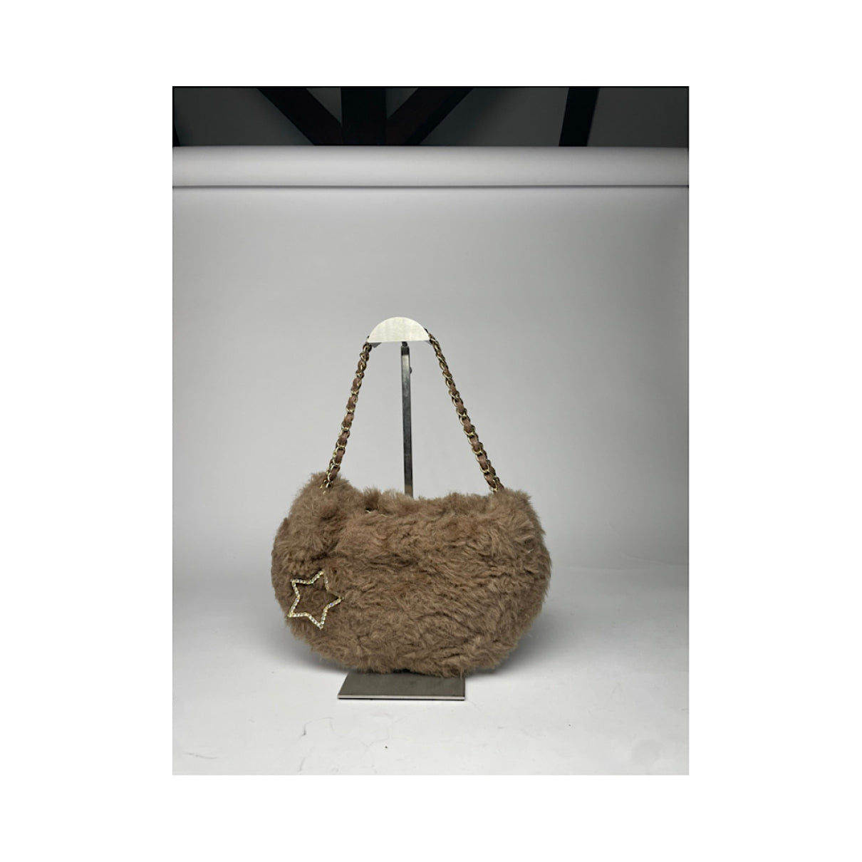 Samantha Thavasa Handbag image 2