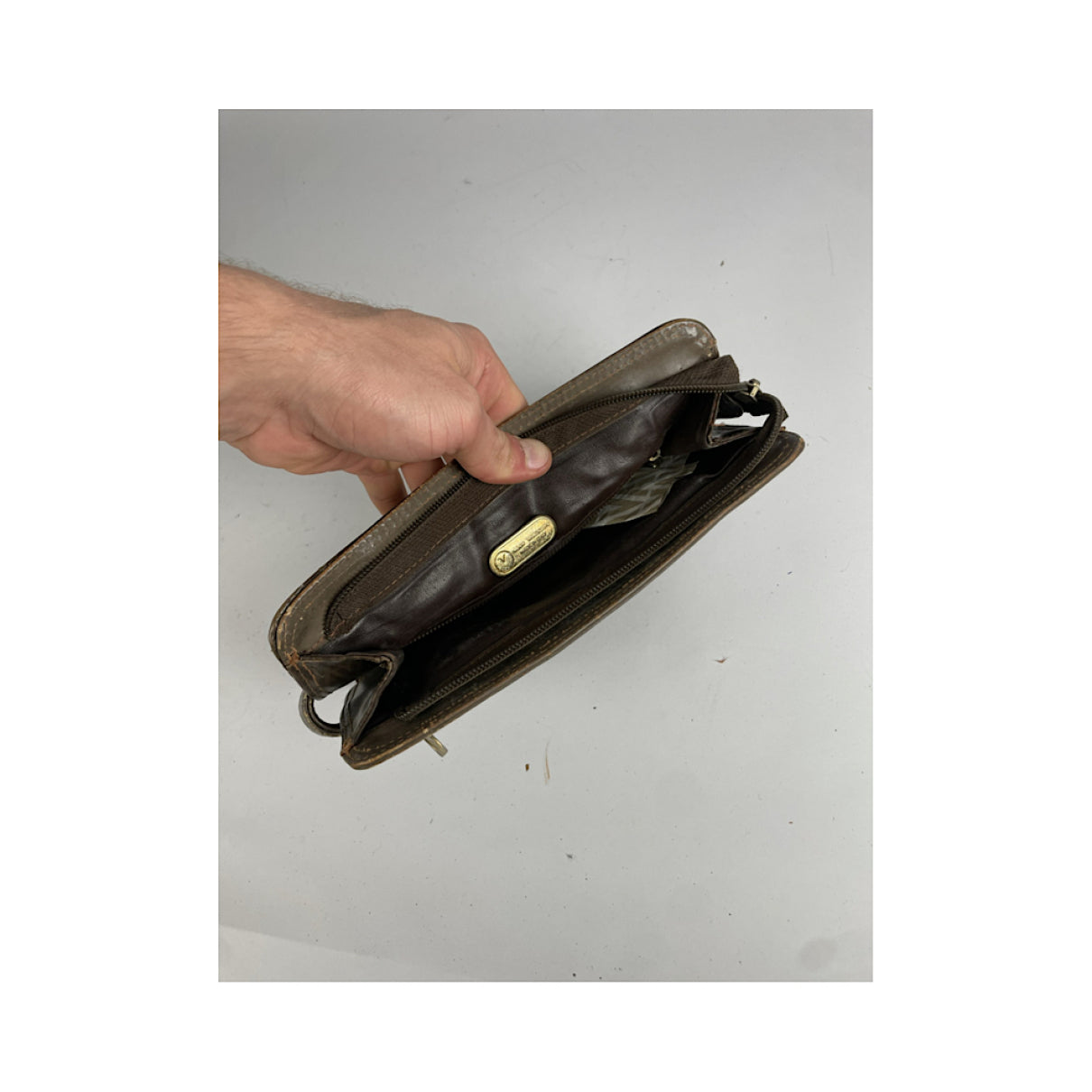 MARIO VALENTINO Brown Leather Clutch Bag image 2