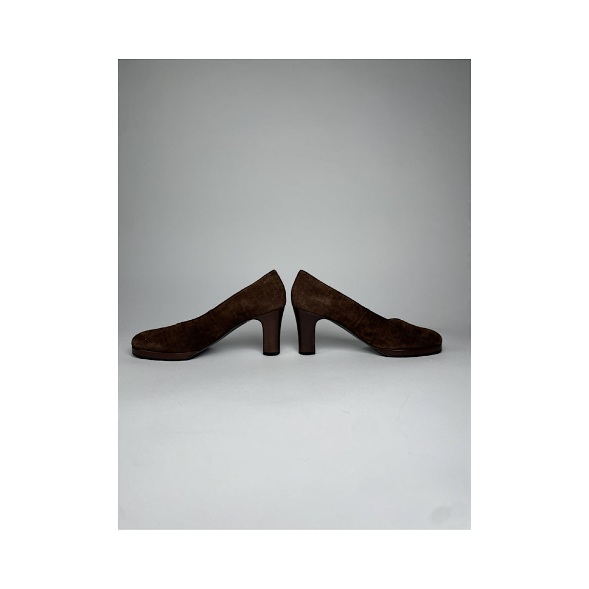 Yves Saint Laurent Brown Leather Heel image 3