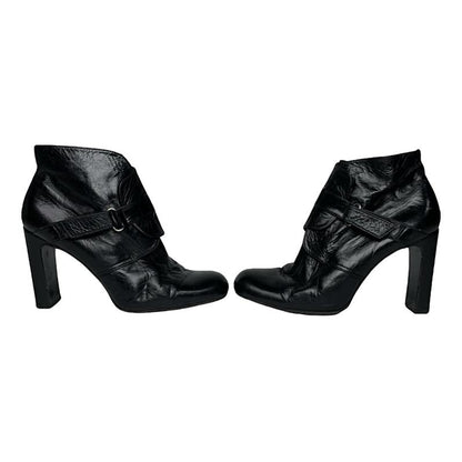 Jil Sander Black Patent Leather Ankle Boots image 1