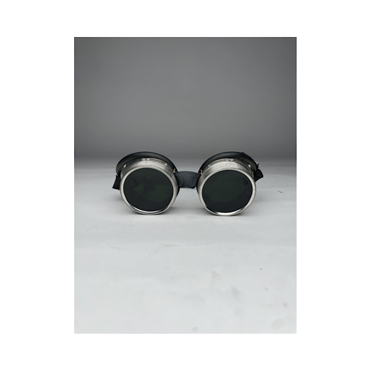 Non Signé / Unsigned Sunglasses image 3