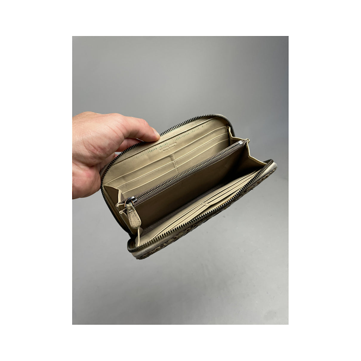 Bottega Veneta Intrecciato Wallet image 4