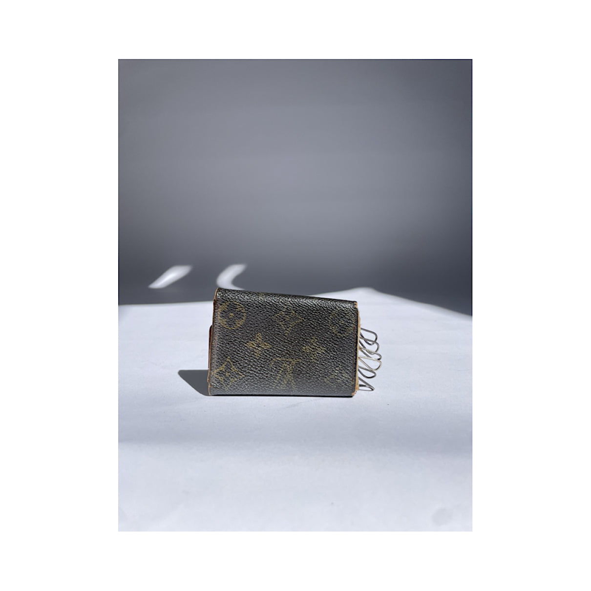 Louis Vuitton Lockme Brown Leather Purse image 3